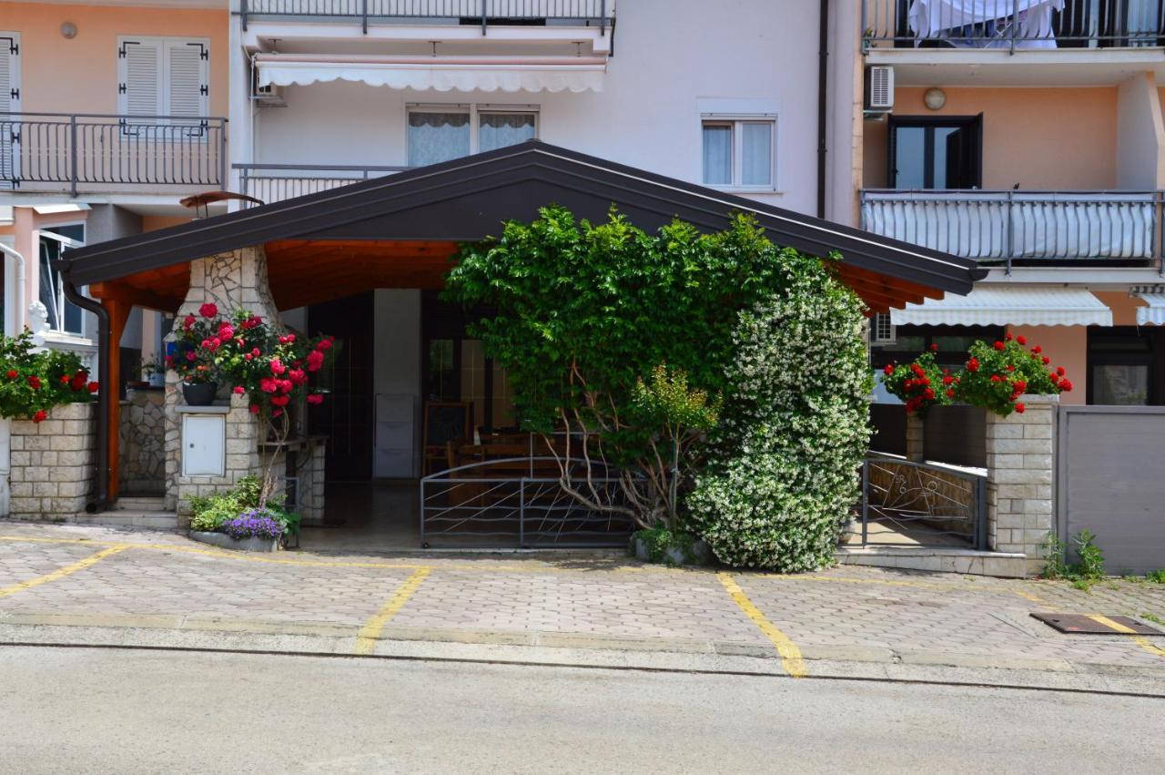 Apartmani "Glavas" Vrsar Exterior photo